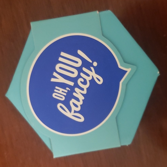 Origami Owl Gold Heritage Living Locket with Crystals - Picture 4 of 5